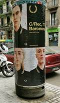 ejemplo de publicidad con carteles de cola en barcelona